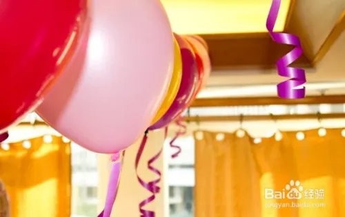 如何用气球装饰？