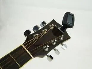 吉他调音器怎么用？