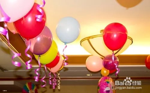 如何用气球装饰？