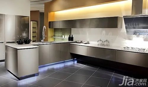 整体橱柜多少钱 整体橱柜价格猫腻大全