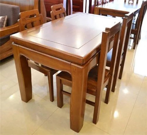 实木餐桌椅的优点有哪些 如何辨别实木餐桌椅的优劣