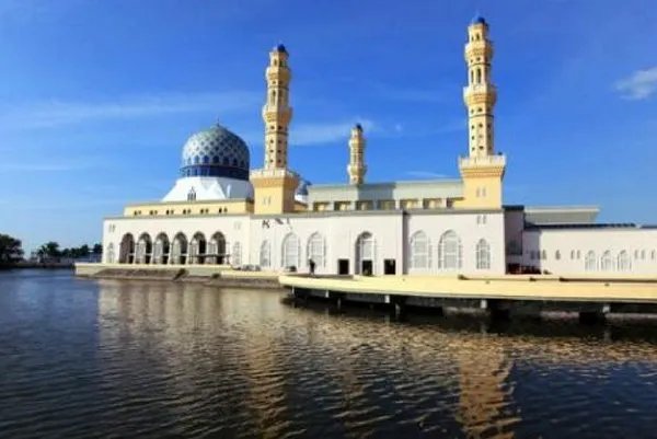 如何实现出境自由游？