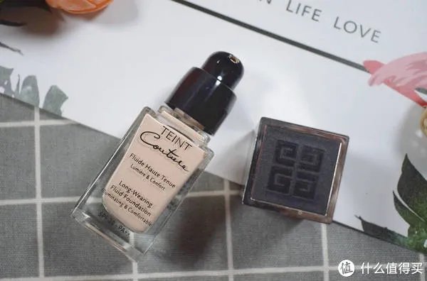 纪梵希粉底液怎么样