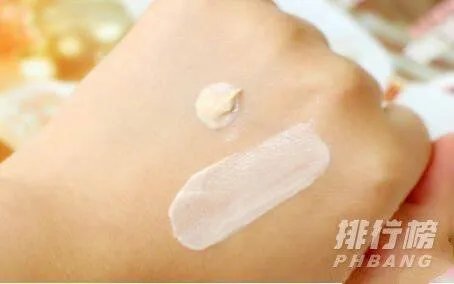 玉兰油眼霜好用吗_玉兰油眼霜使用测评