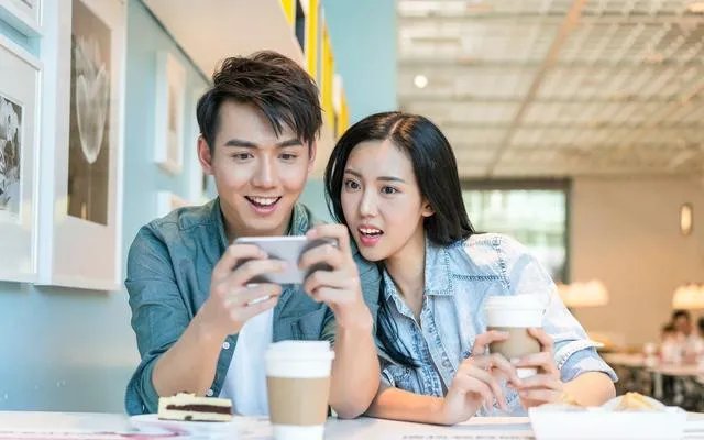 相亲怎么聊天第一次 男生相亲必问十个问题