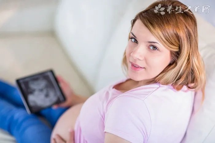 比速T3后面音响有走线吗？