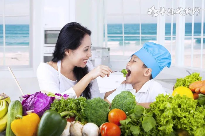 男孩天才病被退学，什么是天才病？