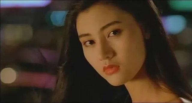 如何评价嫁入豪门的李嘉欣?