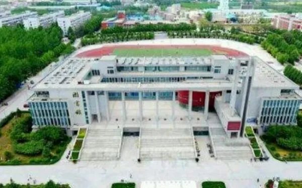 郑州科技学院学费多少