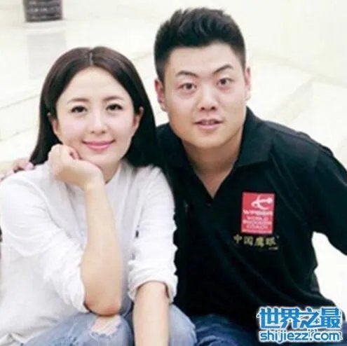 宋林静和杨童舒对比照，你能看出差别算我输 