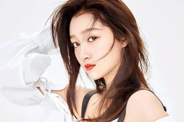 关晓彤洗澡光身的照片 皮肤很好鹿晗被说好享受