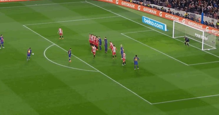 梅西又双叒任意球破门了，梅西算任意球大师了吗？