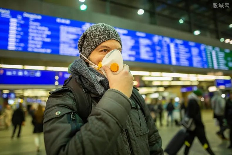 沪母女隐瞒行程来杭还未戴好口罩 要负法律责任吗