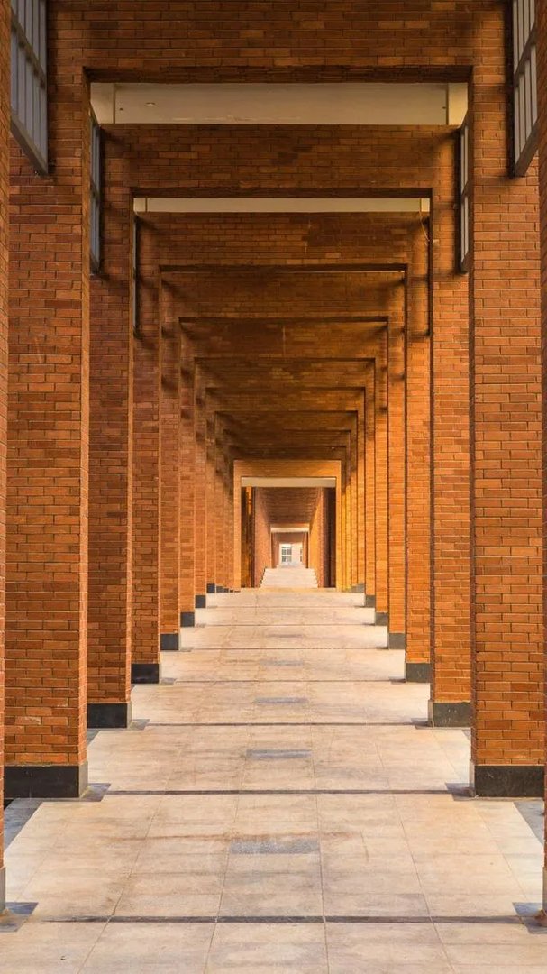 方兴东发表评论回应签约事件，如何评价方兴东及其互联网实验室？