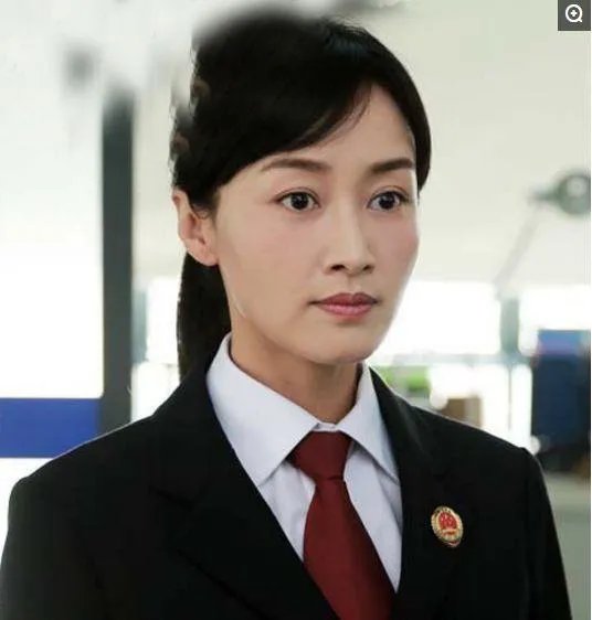 电视剧《重生》女主赵子琪开撕：作为女主没有海报。这件事你怎么看？