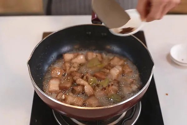 家常红烧肉的做法大全 怎么做红烧肉