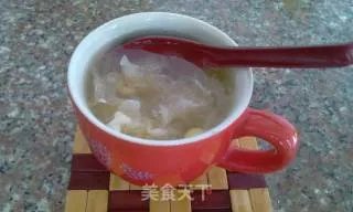 冰糖银耳莲子羹