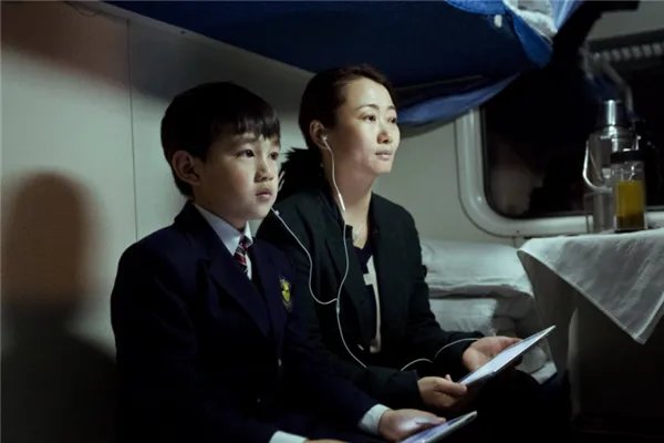 中国十大最虐心电影排行榜 超感人悲伤催泪国产影片推荐