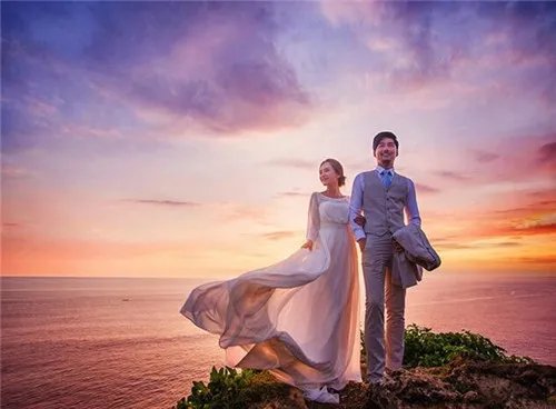 婚纱摄影价位一般是多少钱 拍婚纱照多少价位才合适