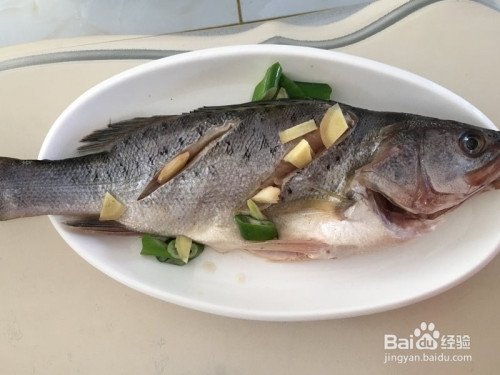 海鲈鱼的做法 最正宗的做法