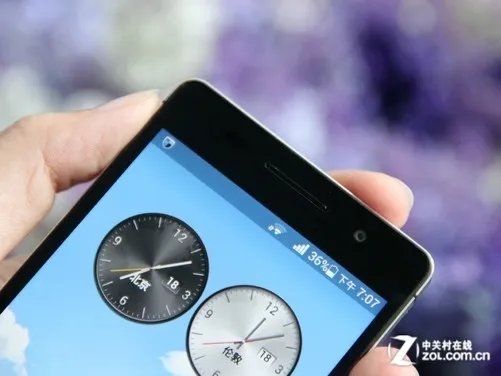 约为3枚1元硬币厚 6.18毫米华为P6首测