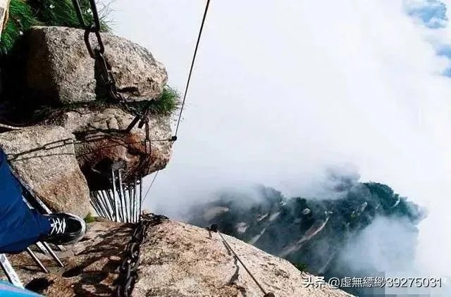 华山为何被称为“奇险天下第一山”？