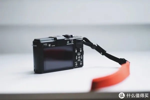 摄影器材 篇一：500元的口袋相机——松下 GX1