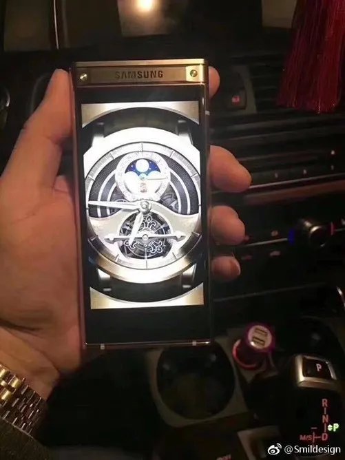 三星万元翻盖旗舰W2018曝光：外观拉风