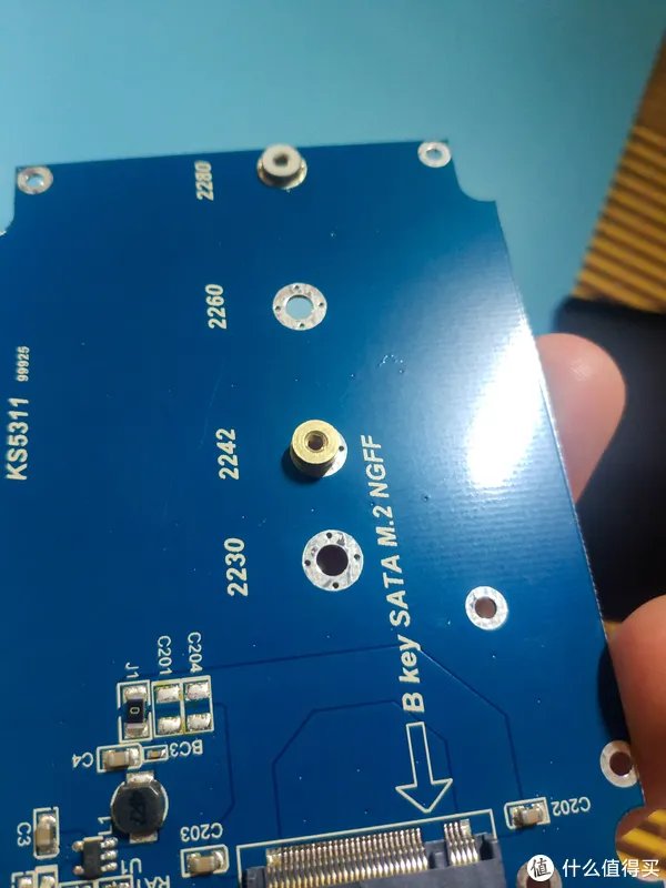 金胜固态硬盘好吗