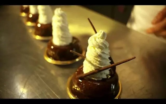 你私藏了哪些美食类电脑壁纸愿意分享？