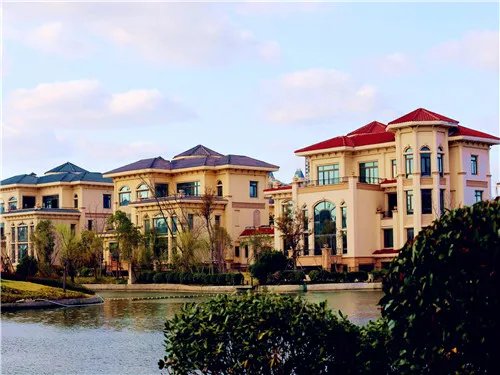 如何在上海买房子