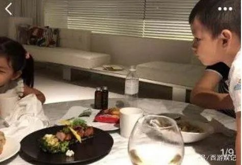 汪小菲晒儿女合照：儿女双全一个好字,汪小菲一家幸福照