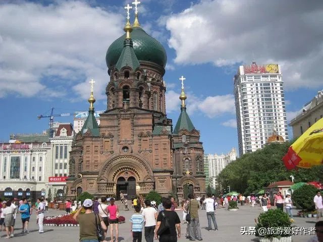 现在跟着旅游团出去旅游，有的报价特别低，你怎么看呢？