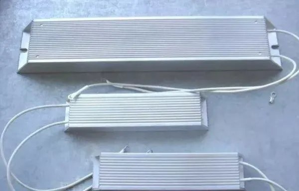 求：变频器的制动电阻是怎样计算，根据什么原理。谢谢