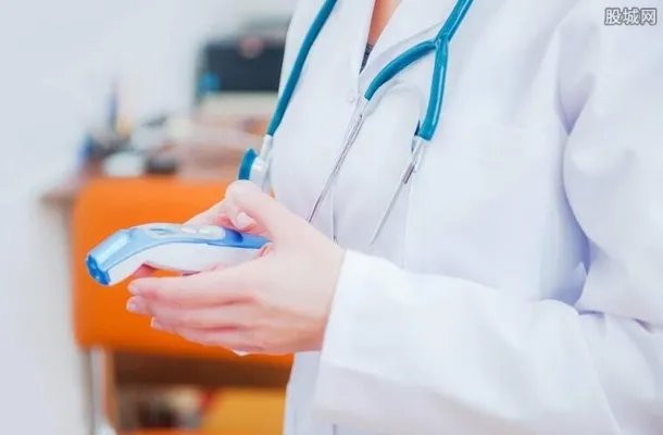 香港新增8674例确诊病例 疫情为何如此严重