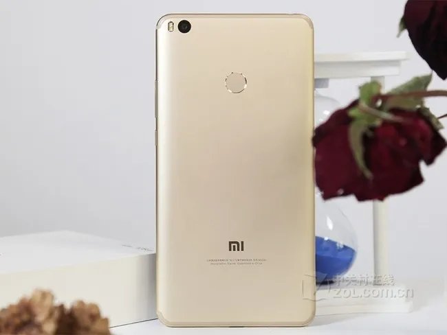 小米Max2外观漂亮 天猫小米官方旗舰店1599元销售中