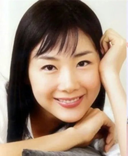 崔智友整容了吗？ 疑整容失败