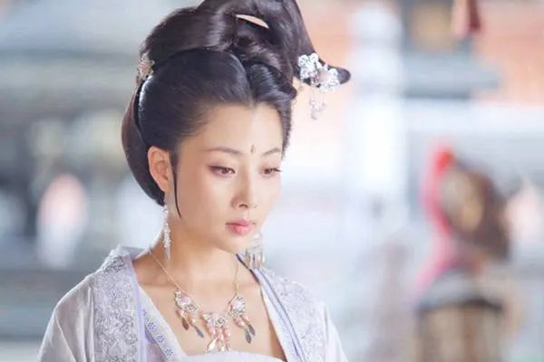 李治的王皇后怎么死的