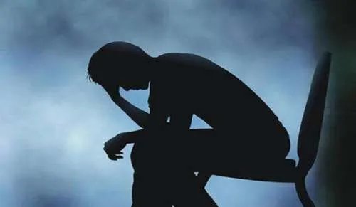 留在悲伤的那一角读后感