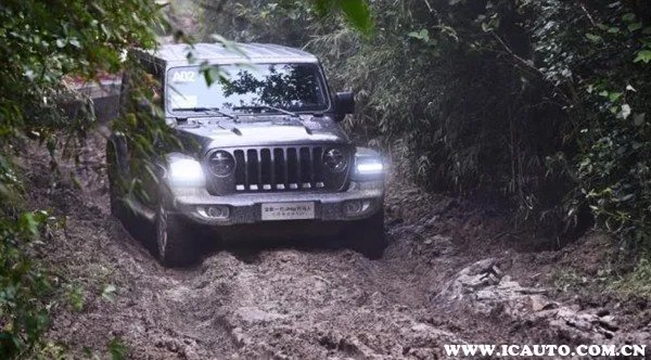 jeep牧马人多少钱一辆,牧马人jeep报价及图片