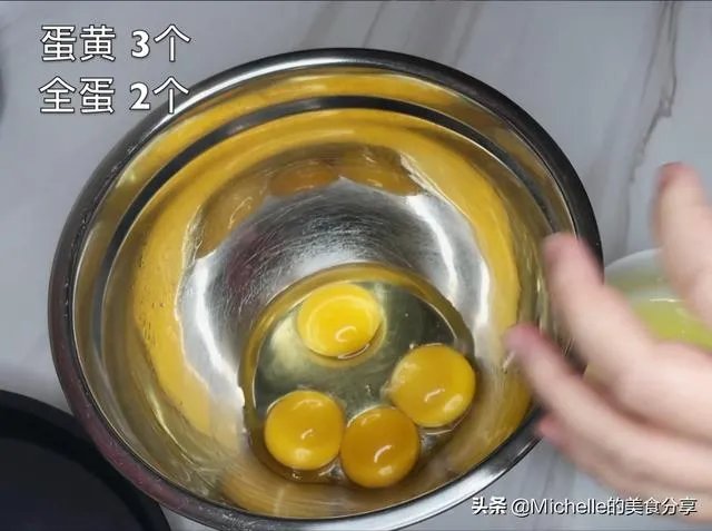 最简单的蛋糕制作方法?