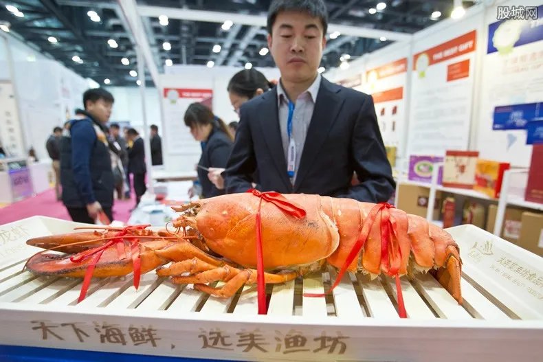 大龙虾多少钱一斤 2020最新价格行情