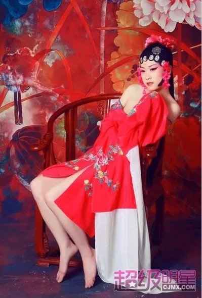 芙蓉姐姐自荐演小龙女 网友支持超陈妍希