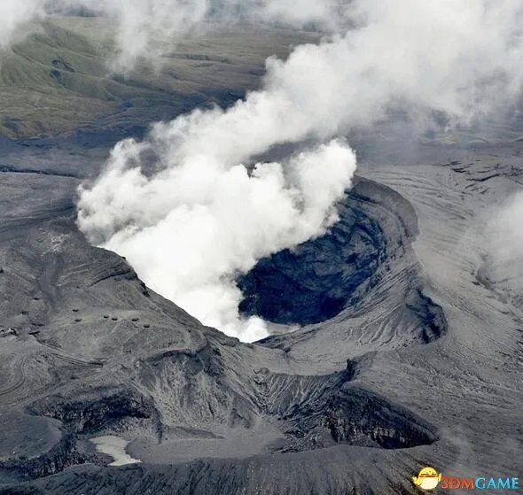 如此恐怖！日本著名火山喷发 火山灰冲天1.1万米