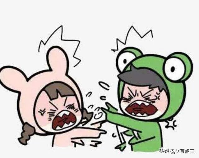 出租车司机因拉吵架情侣,无故被打,如何看?