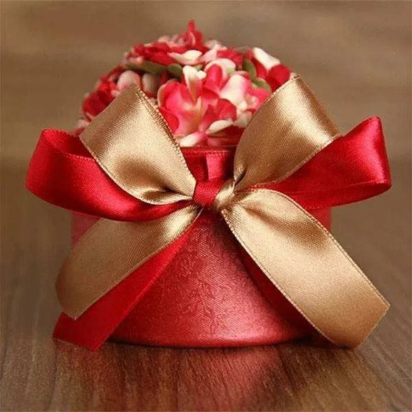 现在结婚用什么喜糖 喜糖一般装几颗