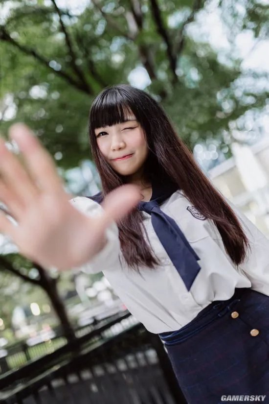 27岁泰国网红“棒糖妹”去世 疑因吃饭时被食物噎到