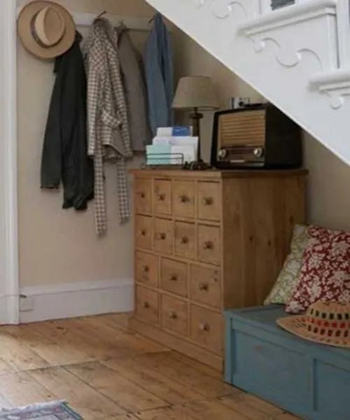 小户型玄关装修效果图 进门玄关装修温馨十足