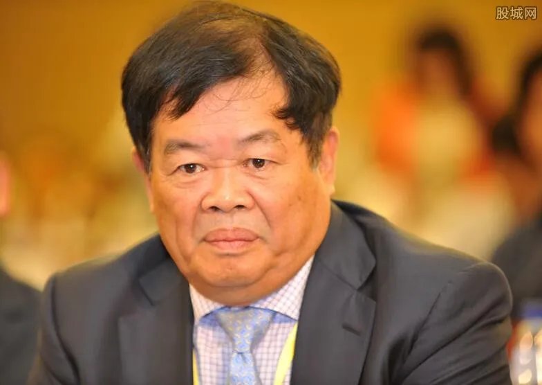 曹德旺身价多少亿 玻璃大王曹德旺身家竟如此丰厚