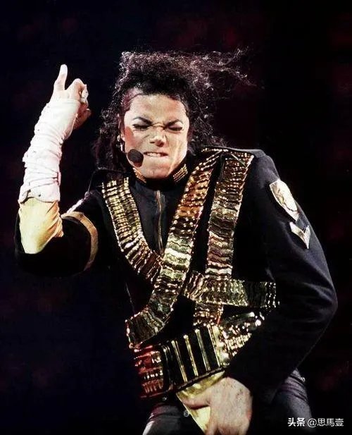迈克尔杰克逊的舞蹈水平怎么样？